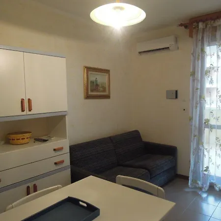 Apartmán Lovely With Sea View *